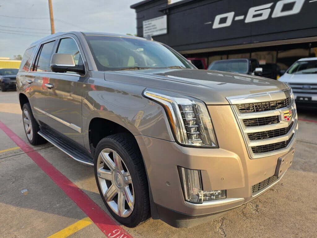 2018 CADILLAC Escalade