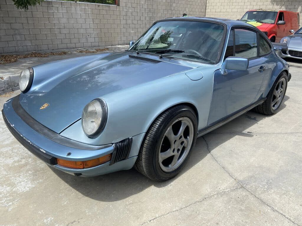 1985 PORSCHE 911