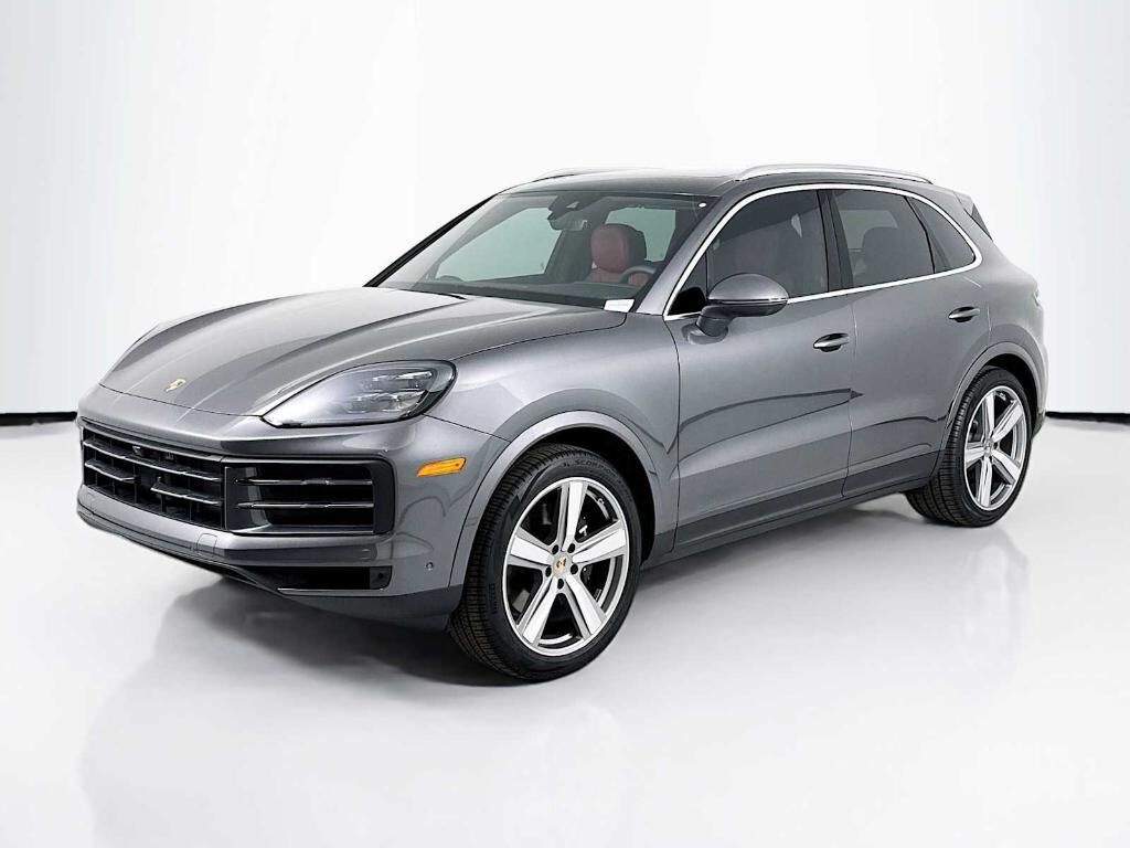 2025 PORSCHE Cayenne