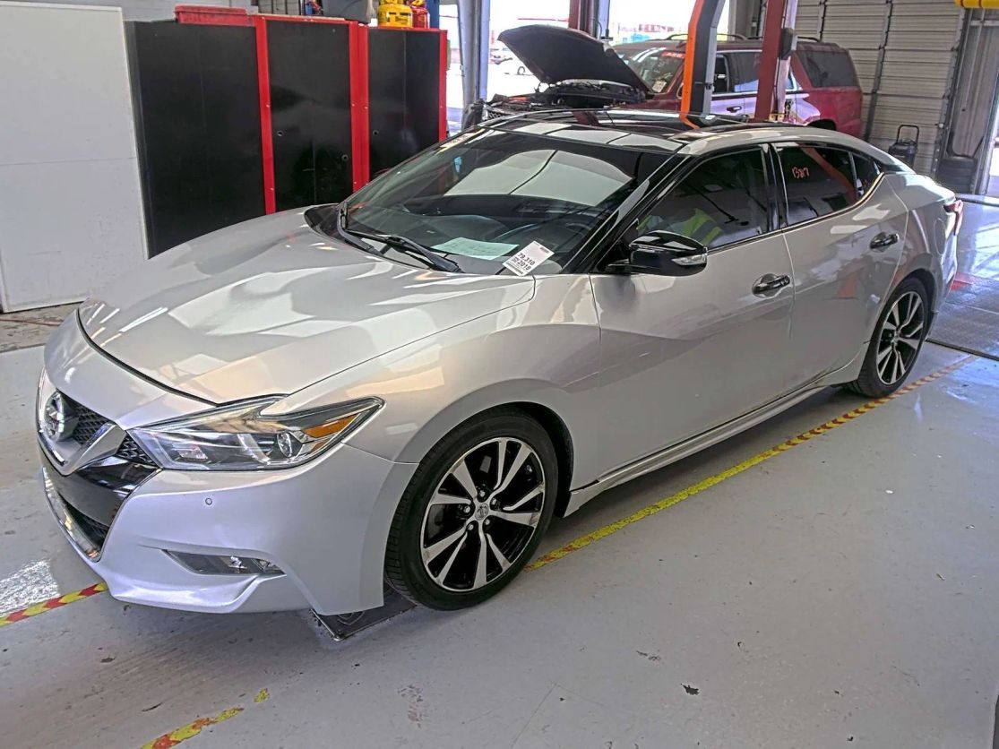 2018 NISSAN Maxima