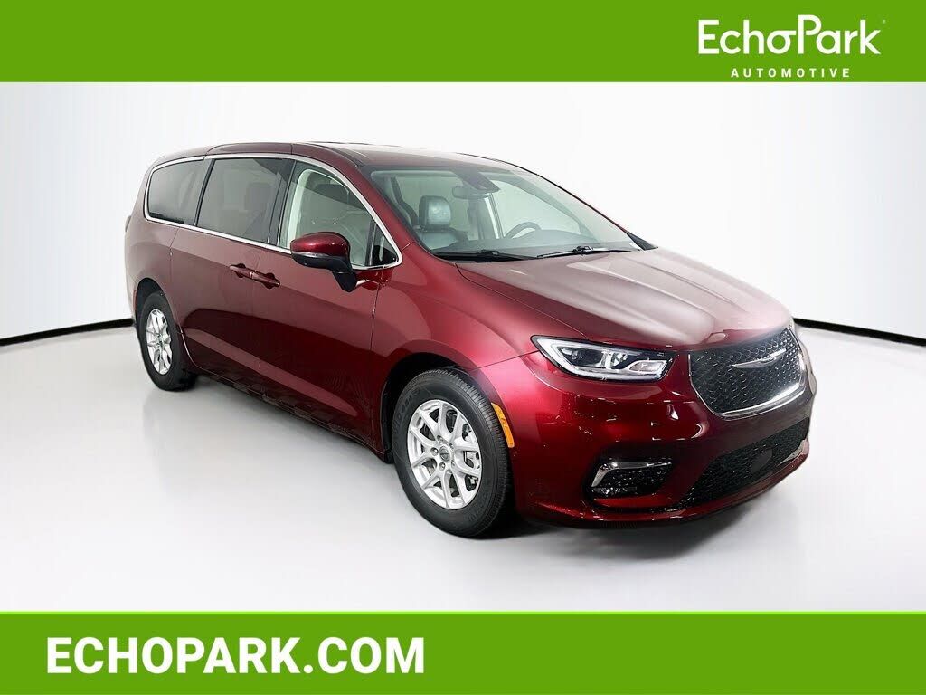 2023 CHRYSLER Pacifica