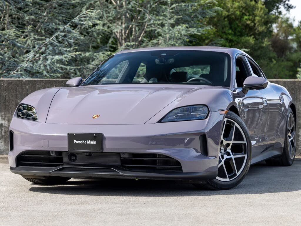 2025 PORSCHE Taycan