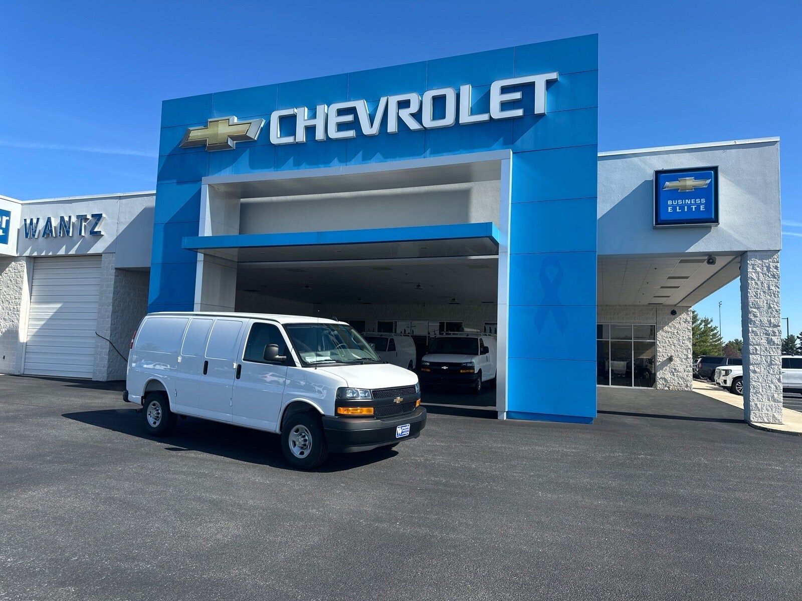 2025 CHEVROLET Express