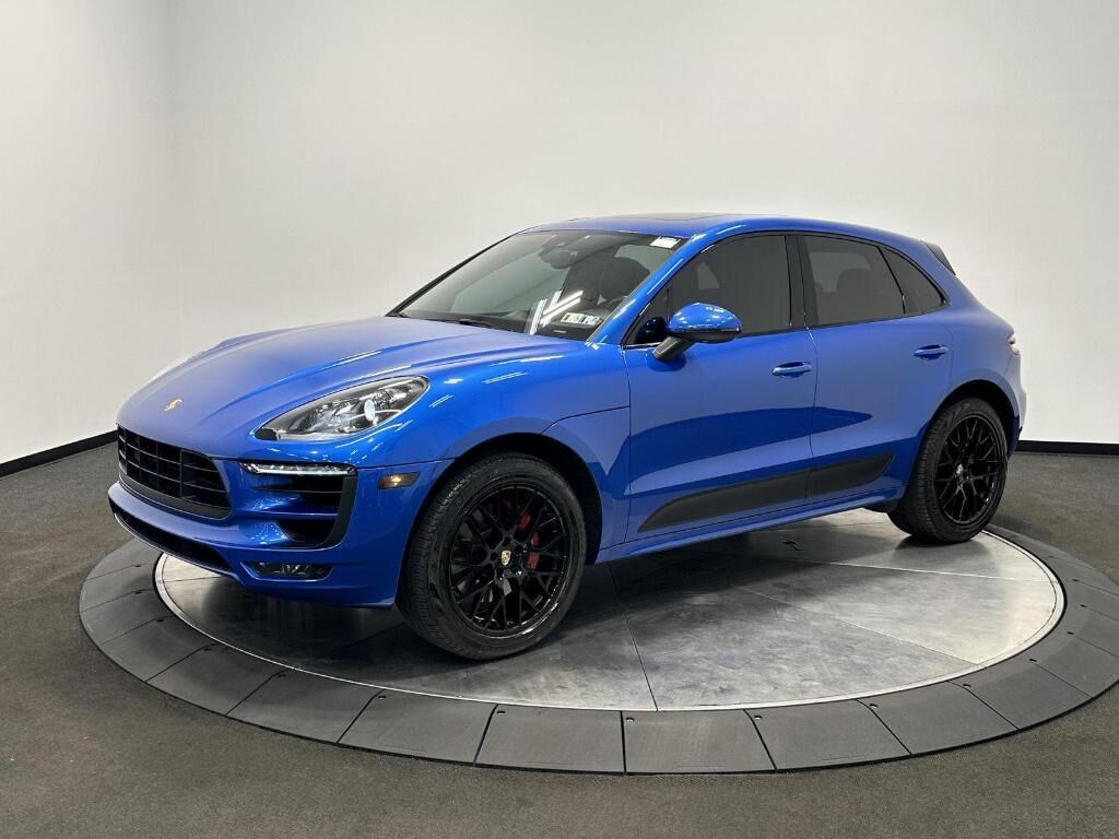 2018 PORSCHE Macan