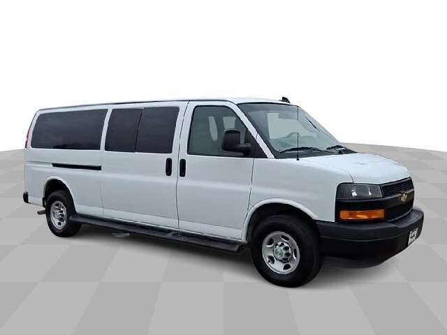 2023 CHEVROLET Express