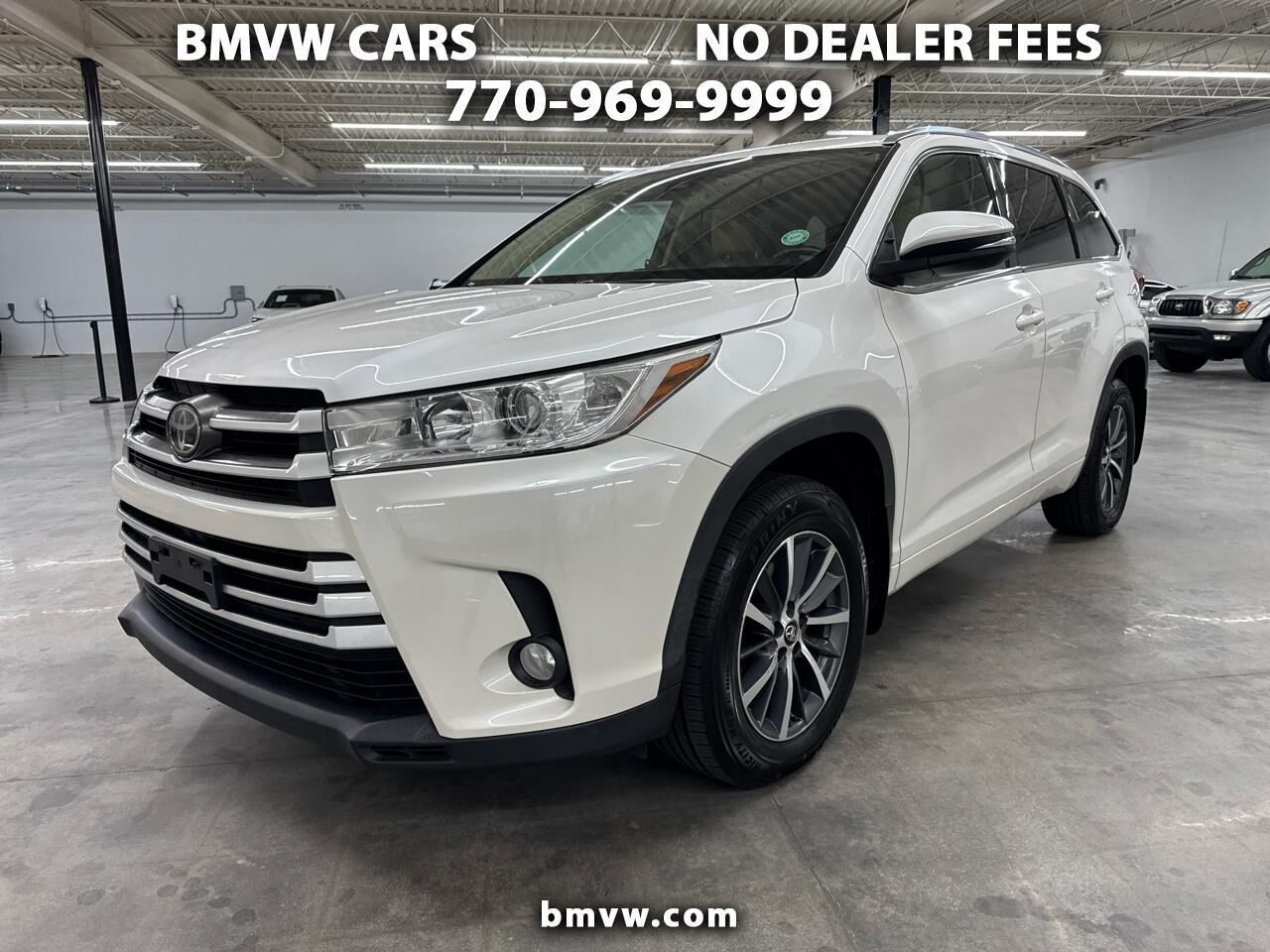 2017 TOYOTA Highlander