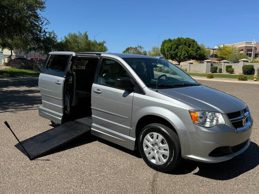 2014 DODGE Grand Caravan