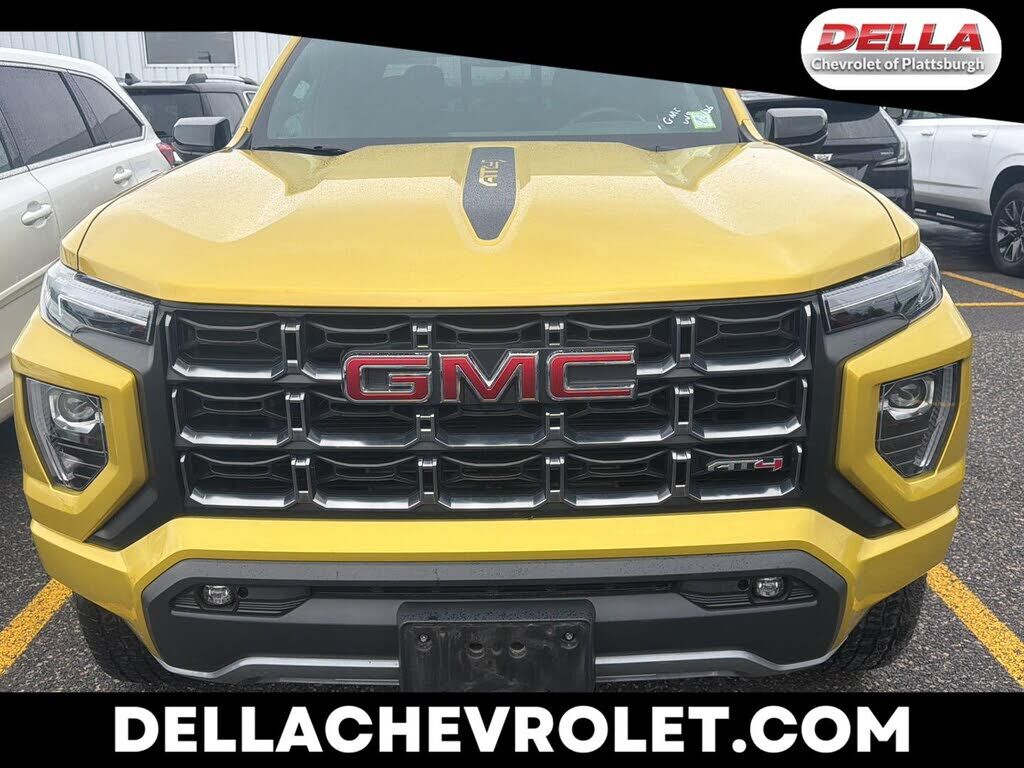 2023 GMC Canyon