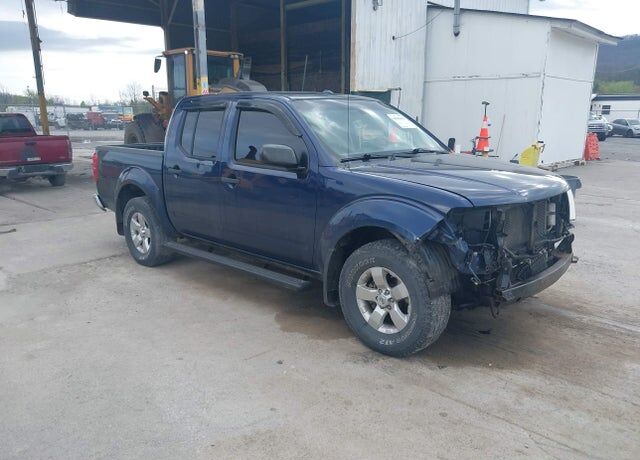 2011 NISSAN Frontier