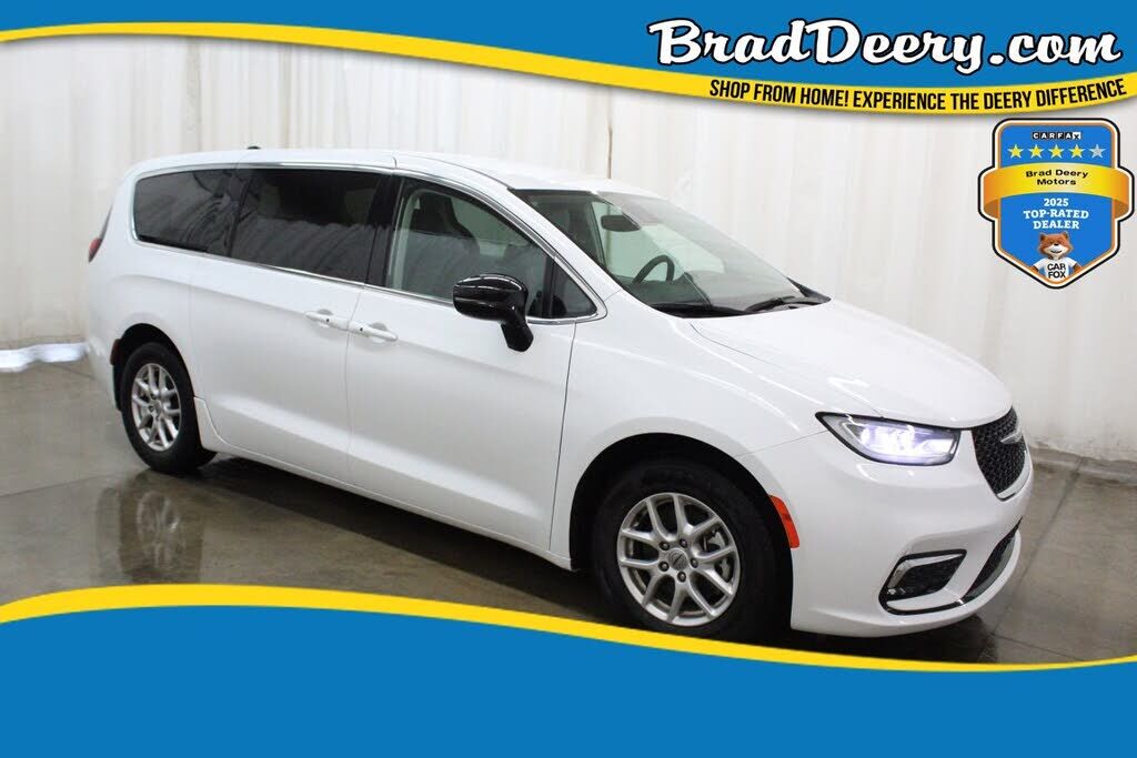 2024 CHRYSLER Pacifica