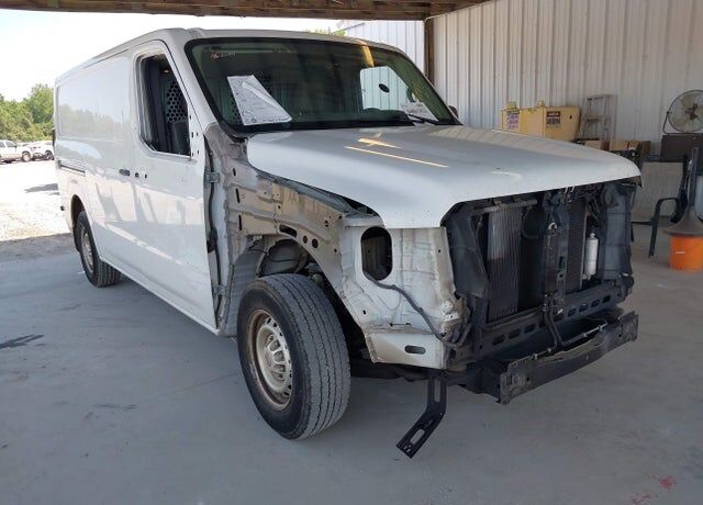 2014 NISSAN NV
