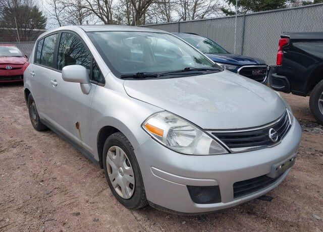 2011 NISSAN Versa