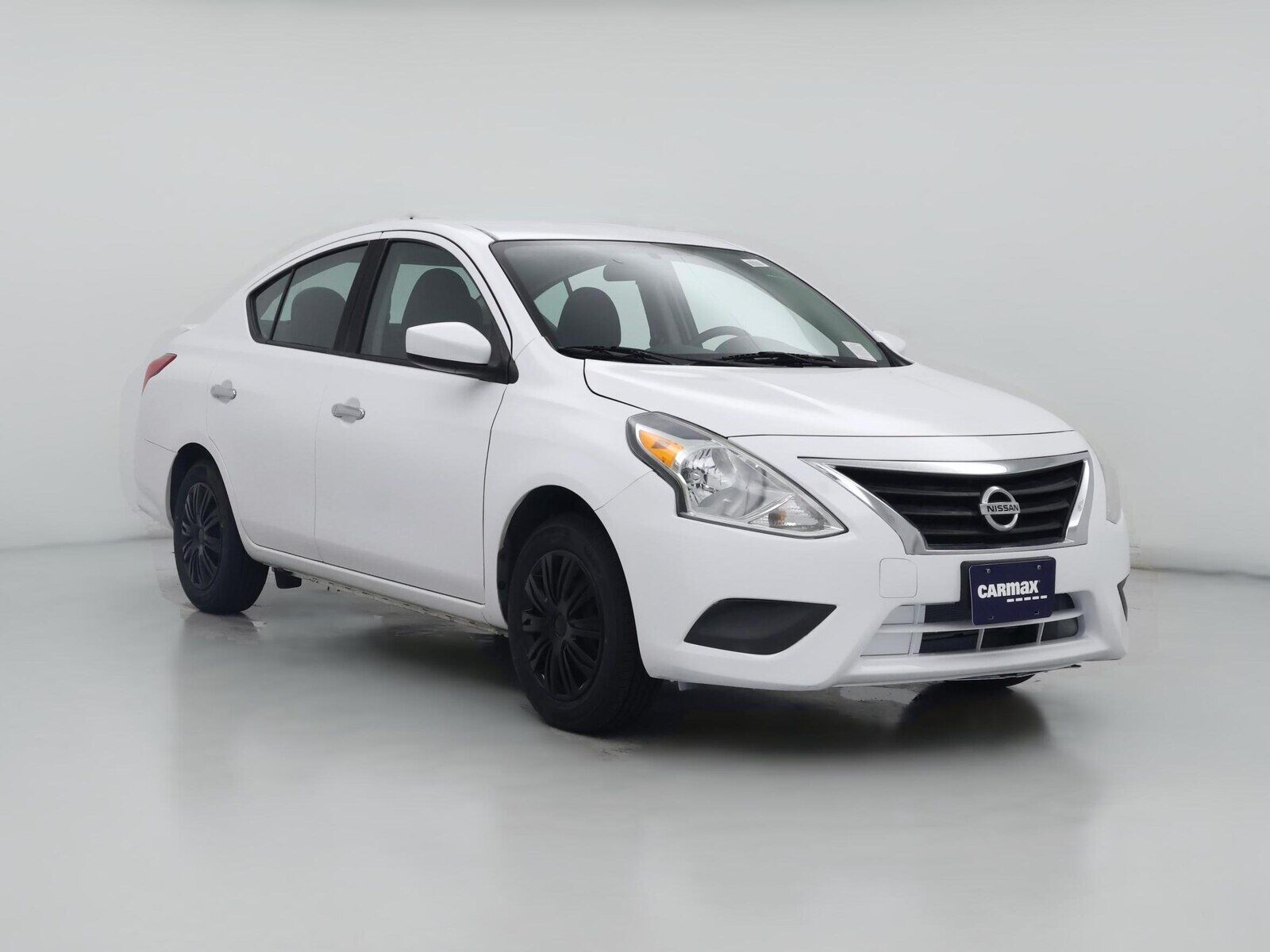 2019 NISSAN Versa