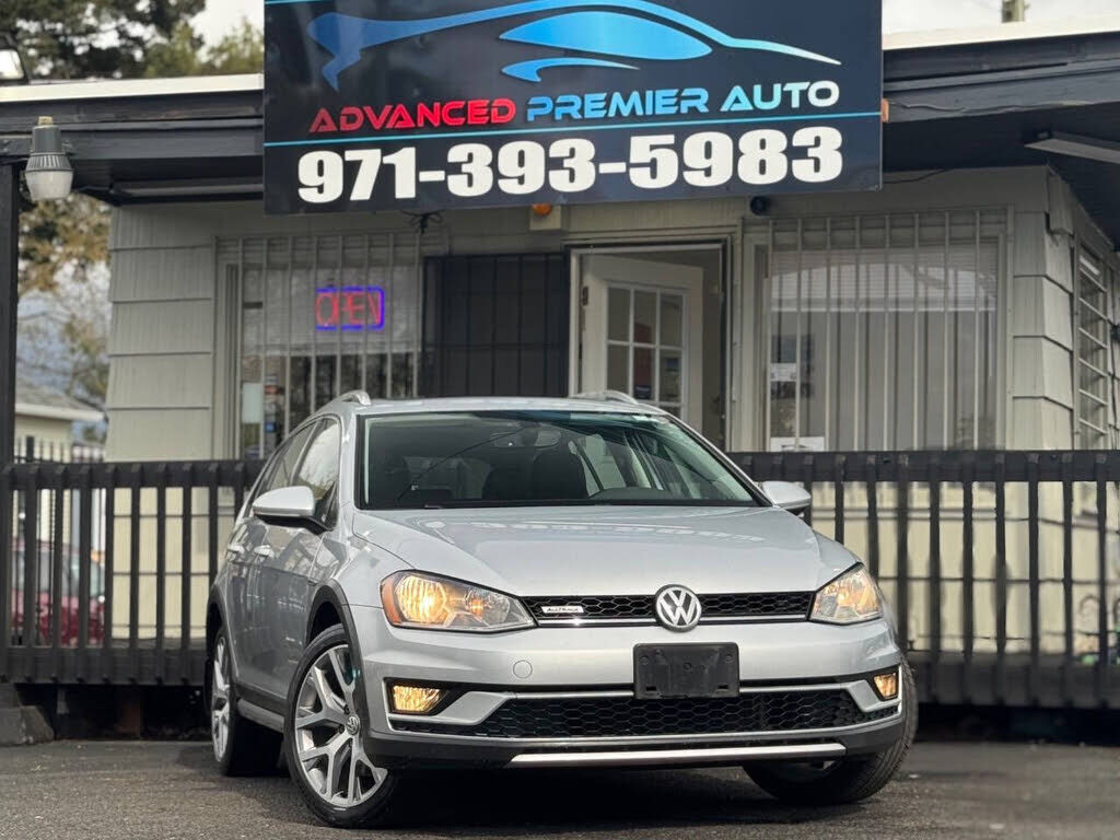 2017 VOLKSWAGEN Golf Alltrack