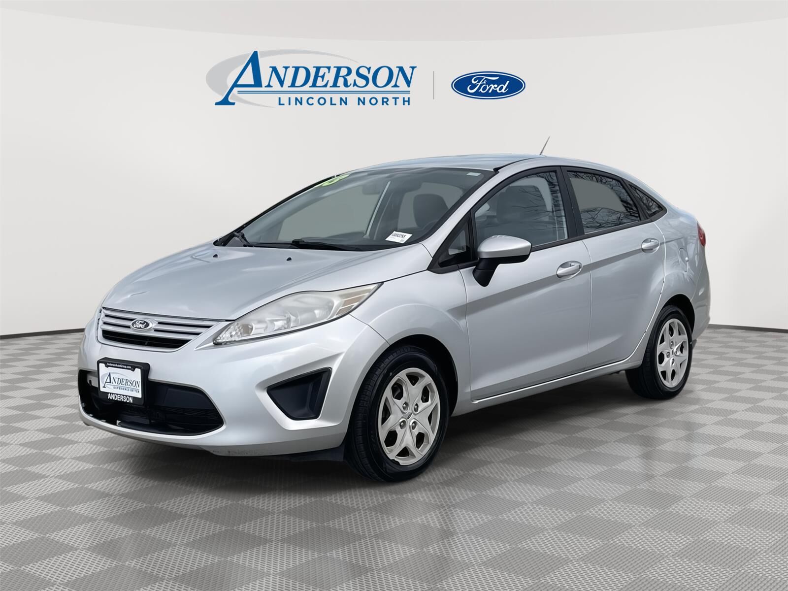 2013 FORD Fiesta