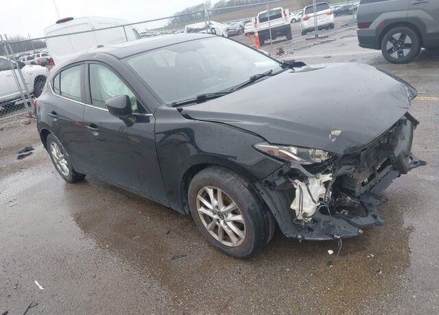 2015 MAZDA Mazda3