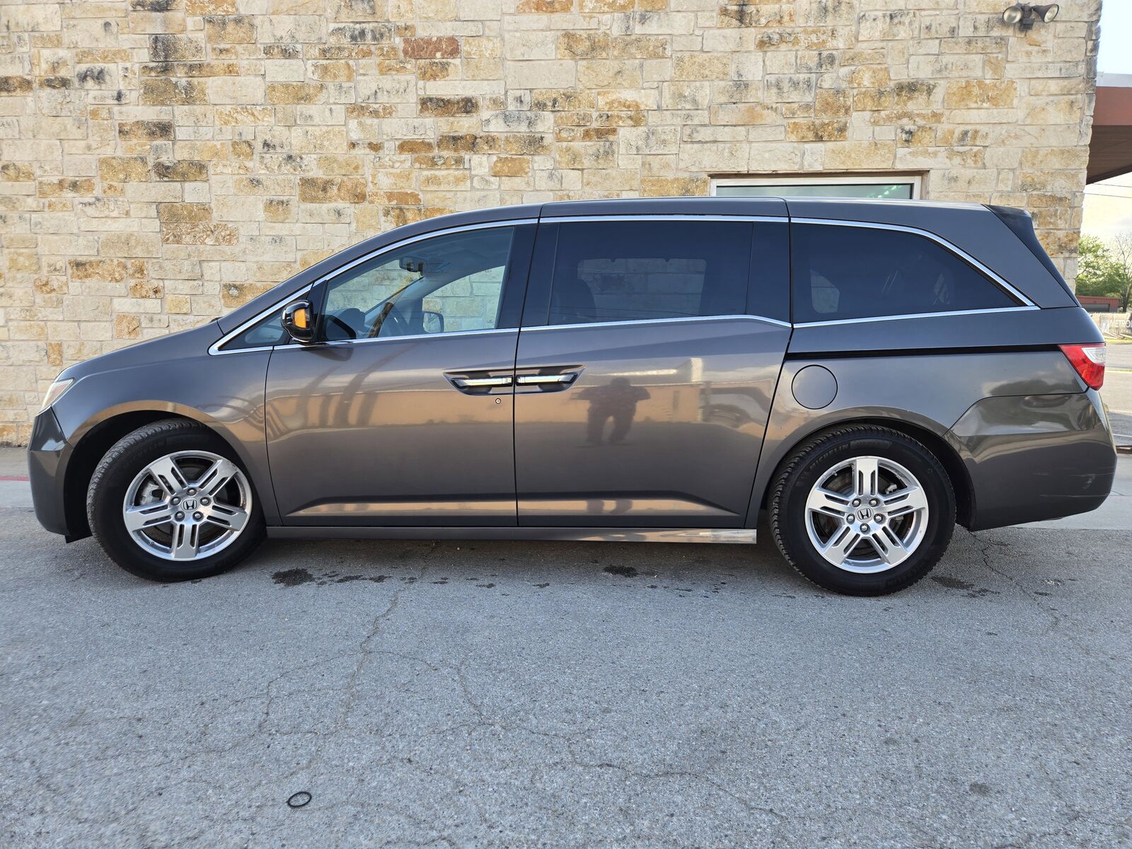 2012 HONDA Odyssey