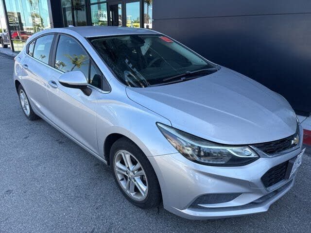 2017 CHEVROLET Cruze