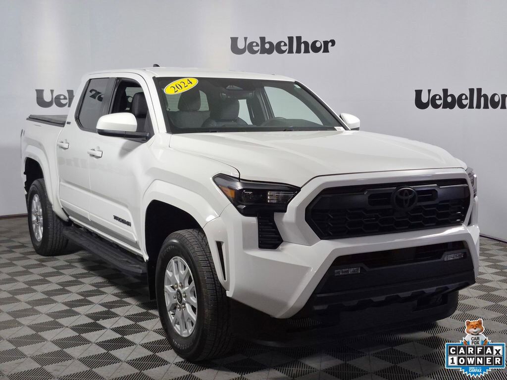 2024 TOYOTA Tacoma