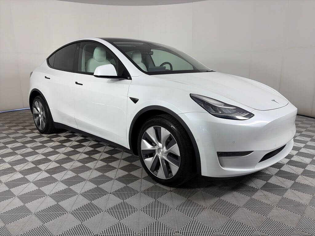 2021 TESLA Model Y