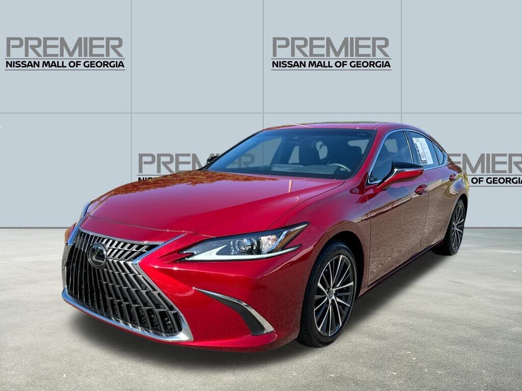 2025 LEXUS ES