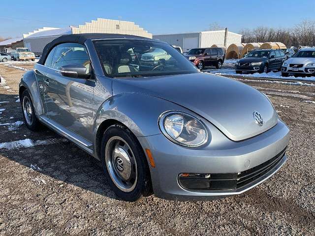2016 VOLKSWAGEN Beetle