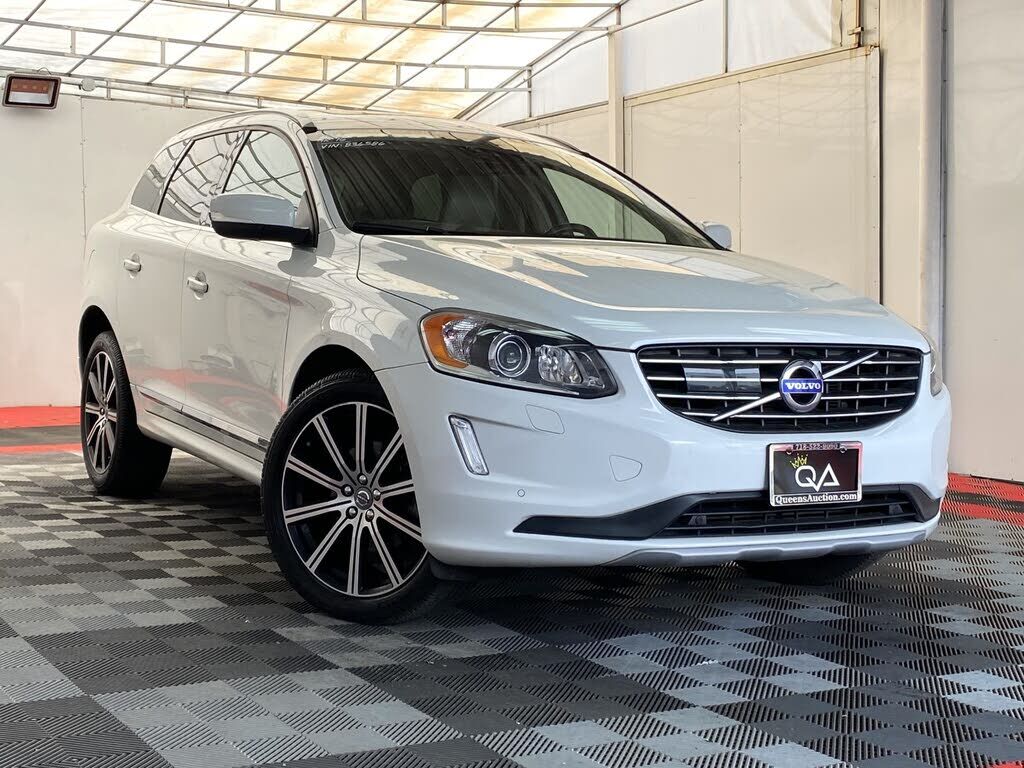 2016 VOLVO XC60