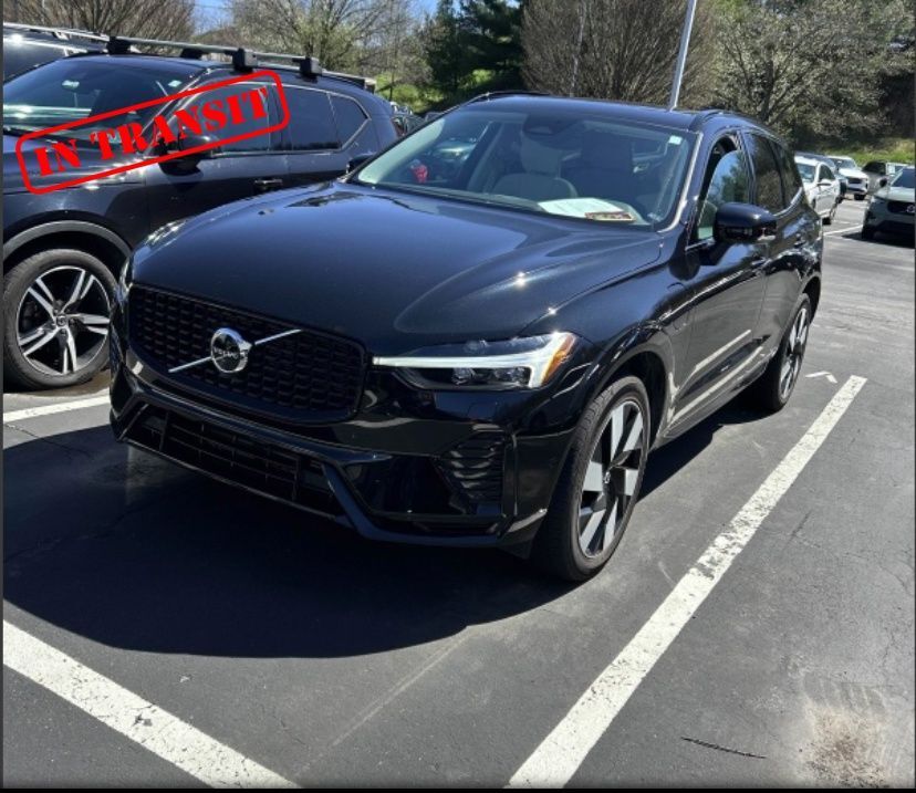 2023 VOLVO XC60