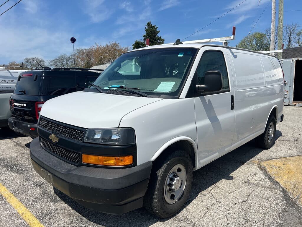 2019 CHEVROLET Express