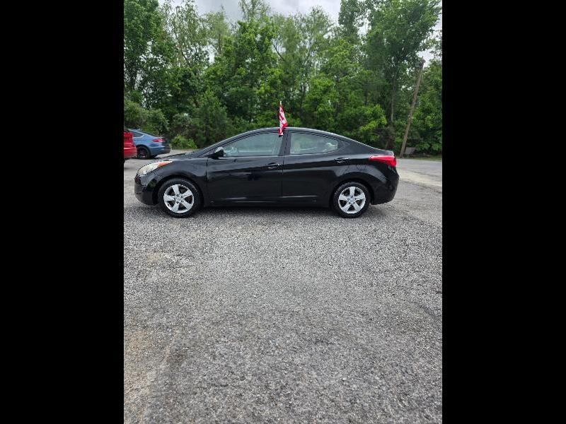 2011 HYUNDAI Elantra