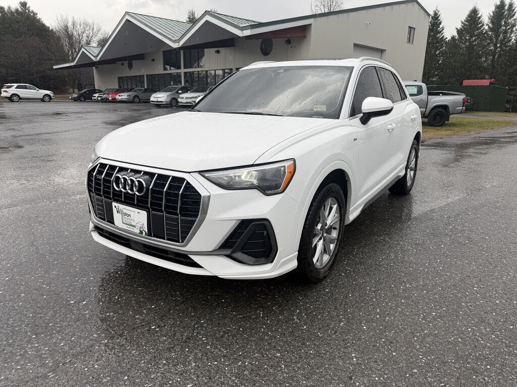 2021 AUDI Q3