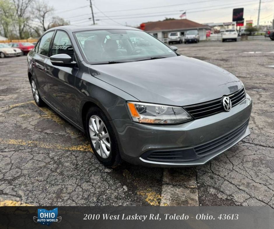 2012 VOLKSWAGEN Jetta