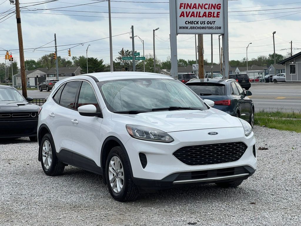 2020 FORD Escape