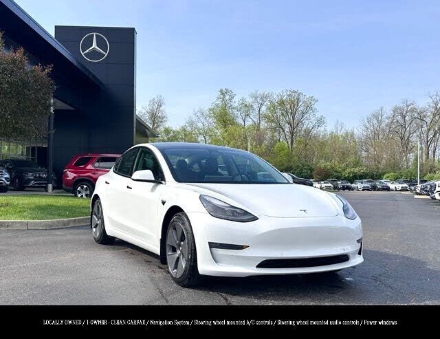 2021 TESLA Model 3
