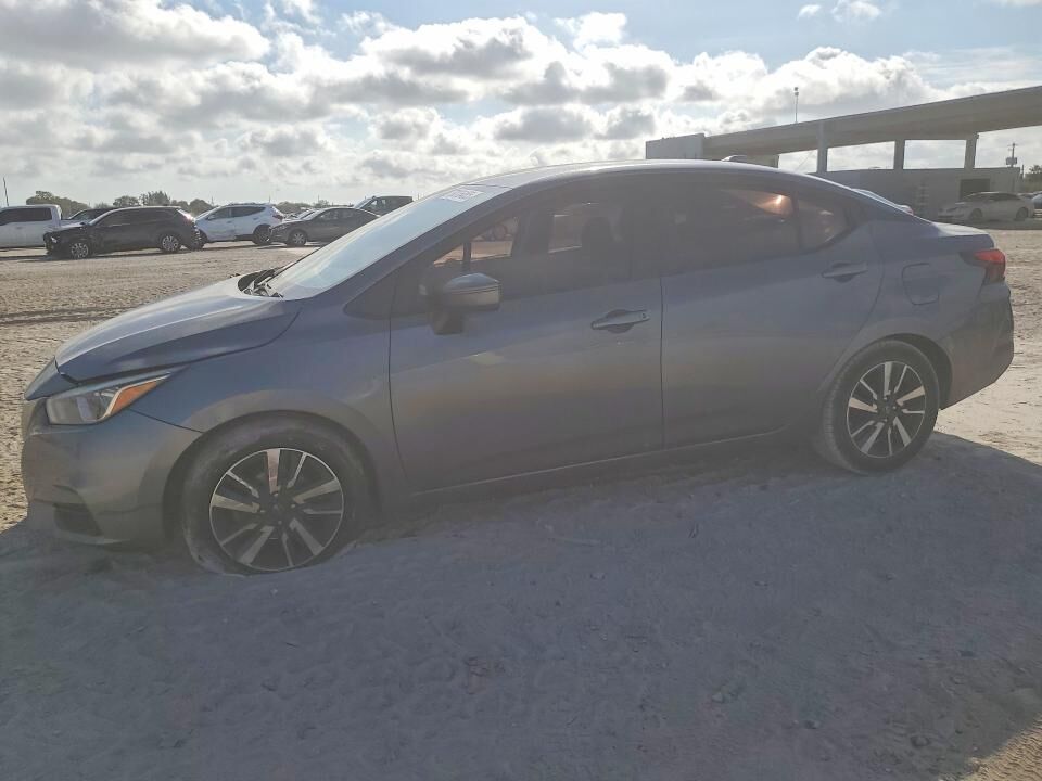 2020 NISSAN Versa