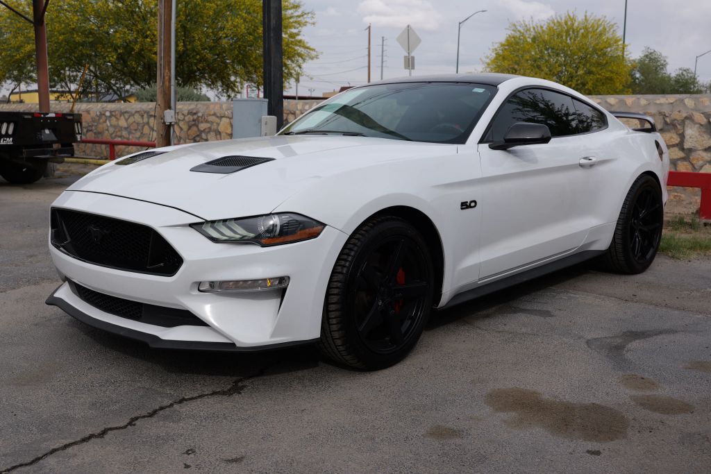 2019 FORD Mustang