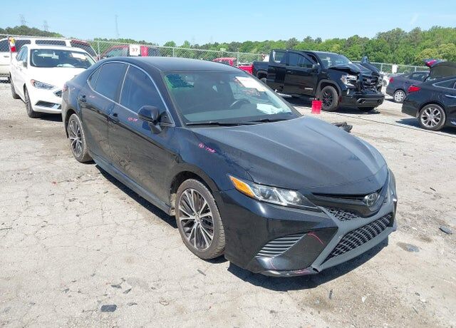 2019 TOYOTA Camry