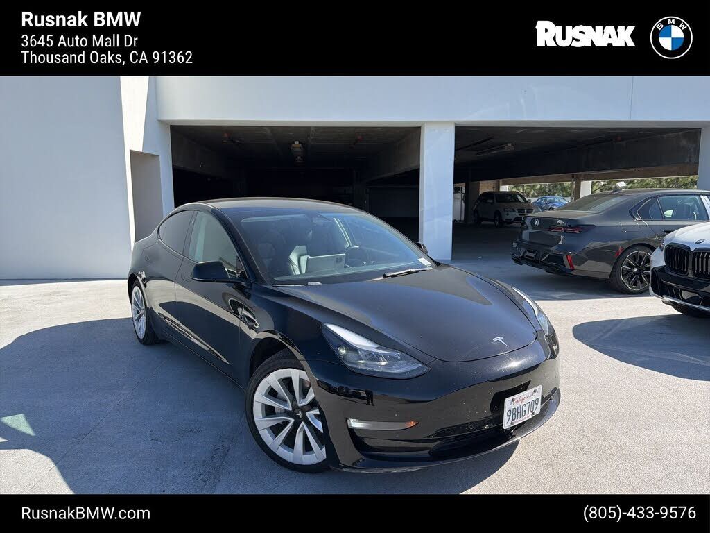 2022 TESLA Model 3