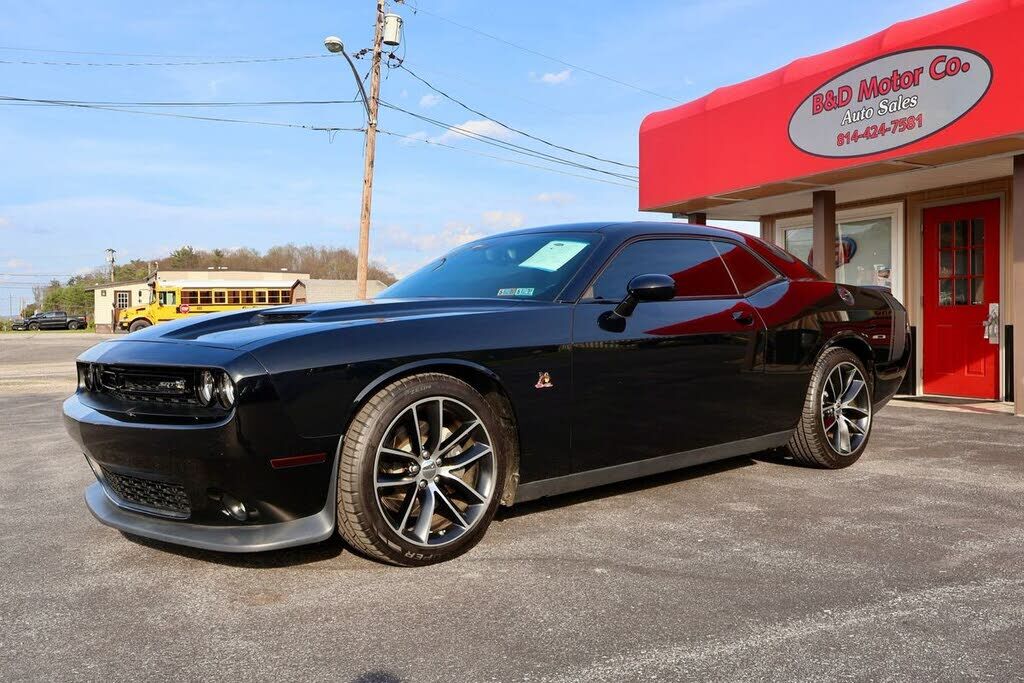 2016 DODGE Challenger