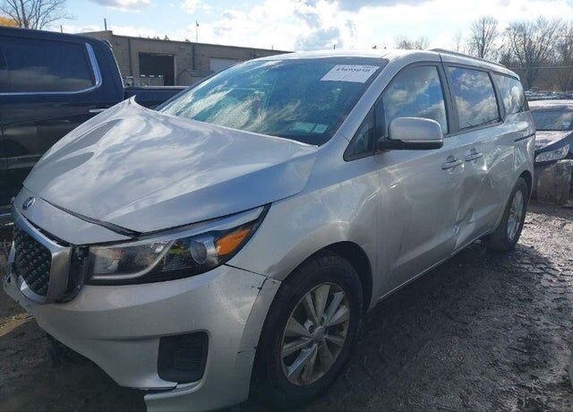 2016 KIA Sedona