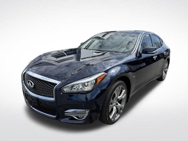 2015 INFINITI Q70