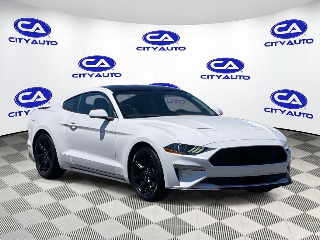 2020 FORD Mustang