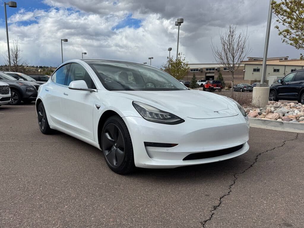 2020 TESLA Model 3