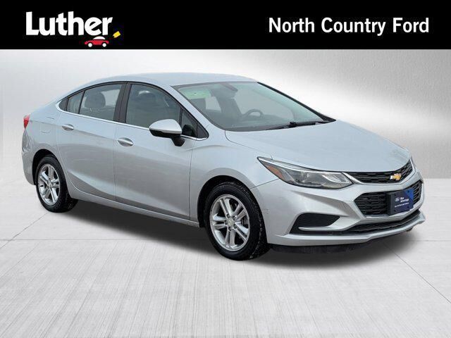2017 CHEVROLET Cruze