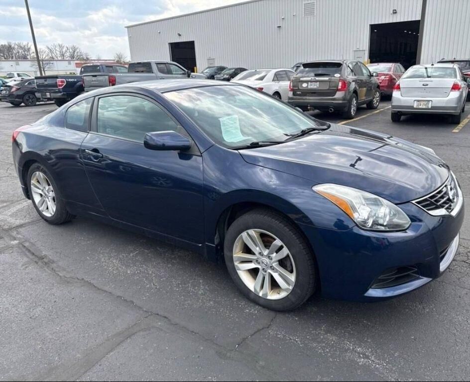 2012 NISSAN Altima