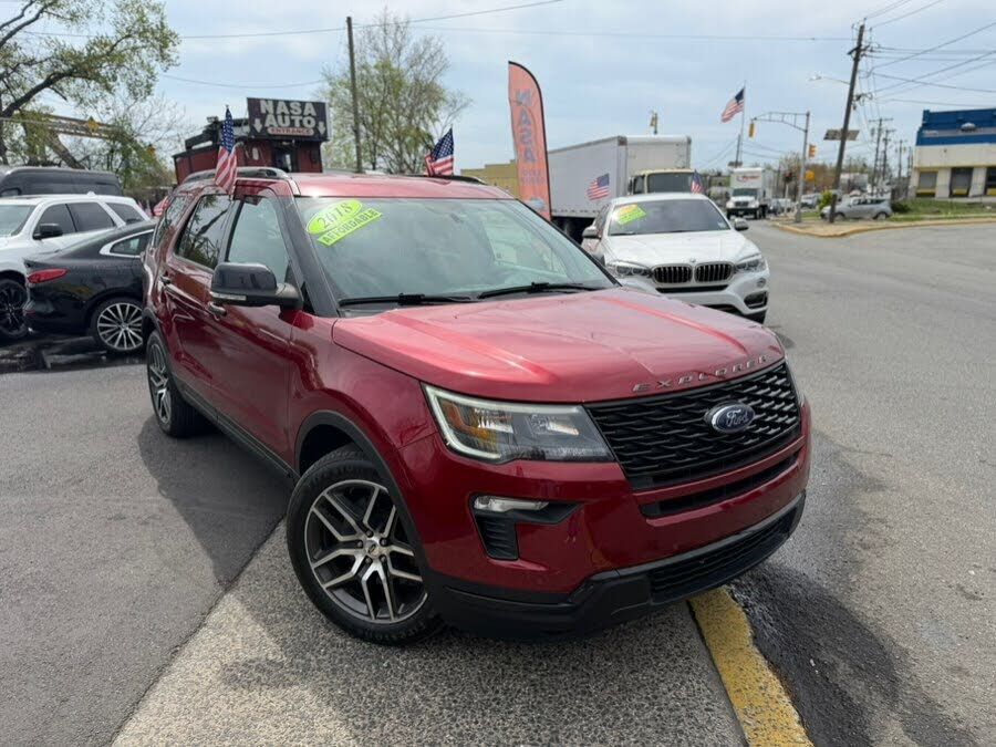 2018 FORD Explorer