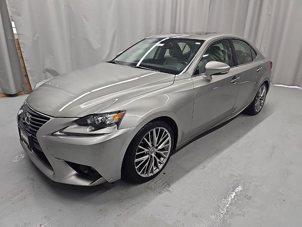 2015 LEXUS IS