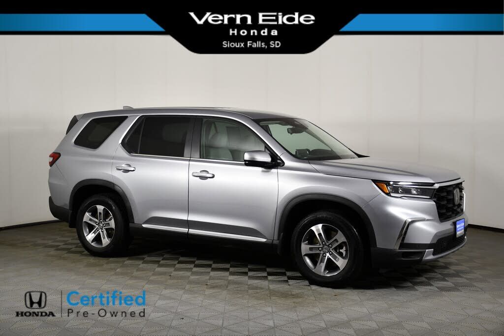 2025 HONDA Pilot