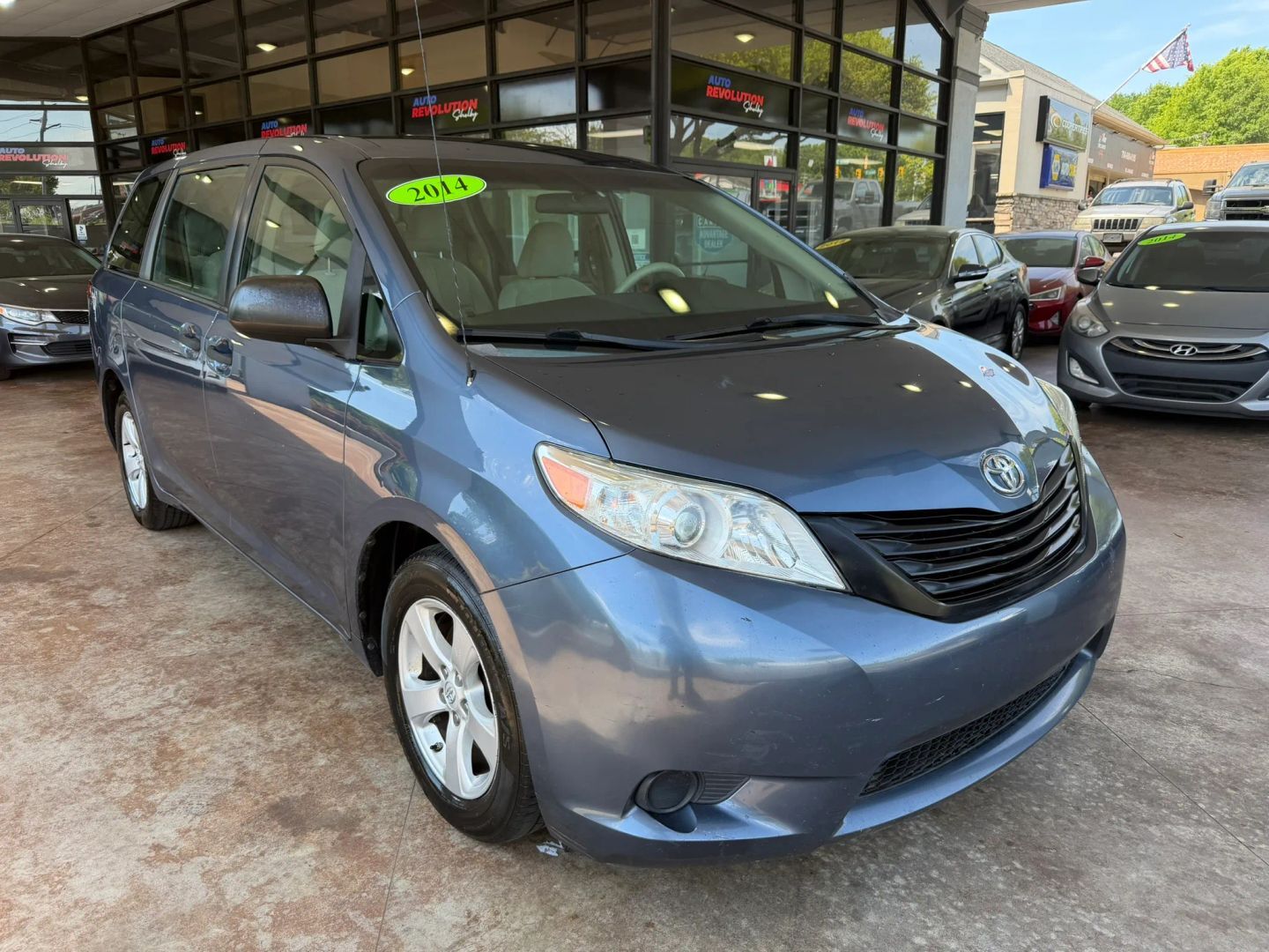 2014 TOYOTA Sienna