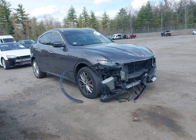 2020 MASERATI Levante